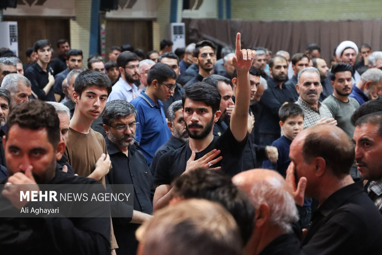 سمنان سوگوار «امام رئوف»/ خادمی زائران توتیای چشم میزبانان شد - خبرگزاری نشر روز | اخبار ایران و جهان