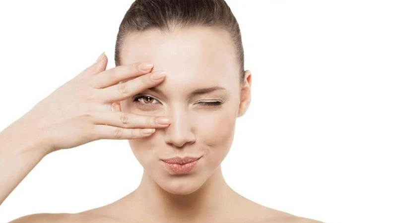  کرم ترمیم کننده صورت برای رفع شل شدگی پوست