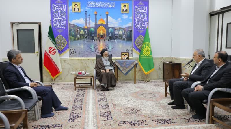 برخی افراد با سخنان خود جوانان را نسبت به اعتقاداتشان منحرف می کنند - خبرگزاری نشر روز | اخبار ایران و جهان