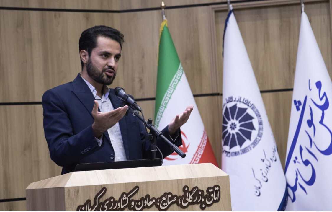 صادرات ضرورت تغییر نگاه بانک ها به حمایت از تولید و صادرات در سال ۱۴۰۴